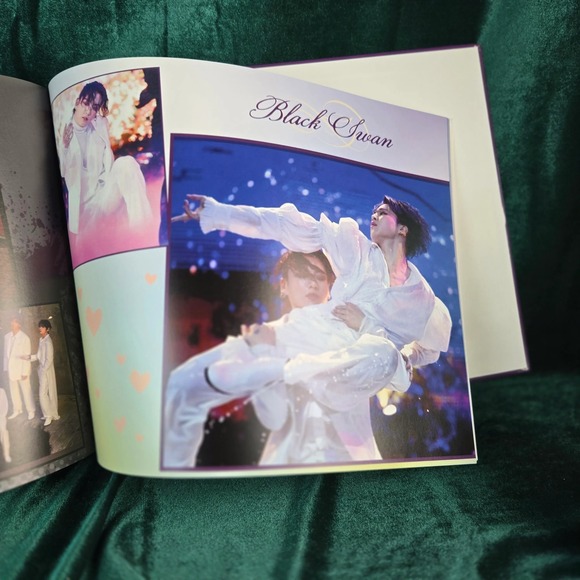 BTS BE Deluxe Edition CD Album Box Set and Shutterfly Book - Picture 12 of 12
